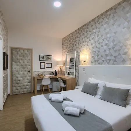 Domus Pietro Πανσιόν 3*